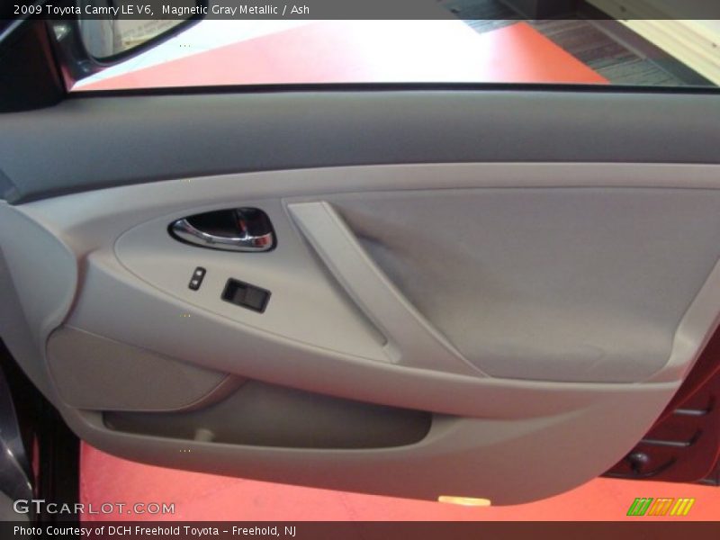 Magnetic Gray Metallic / Ash 2009 Toyota Camry LE V6