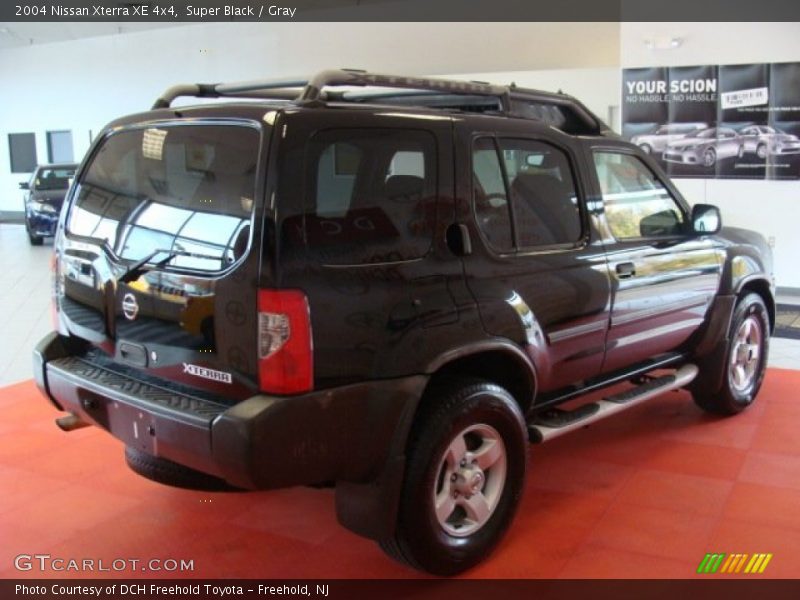 Super Black / Gray 2004 Nissan Xterra XE 4x4
