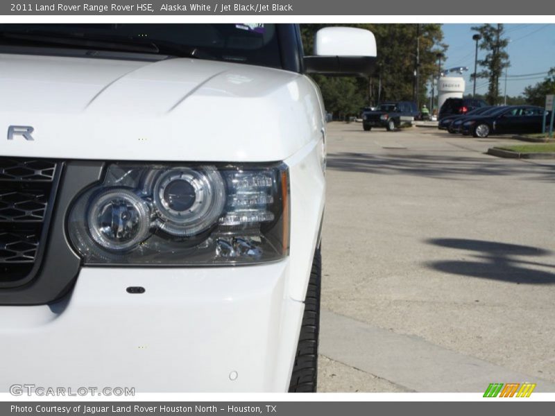 Alaska White / Jet Black/Jet Black 2011 Land Rover Range Rover HSE