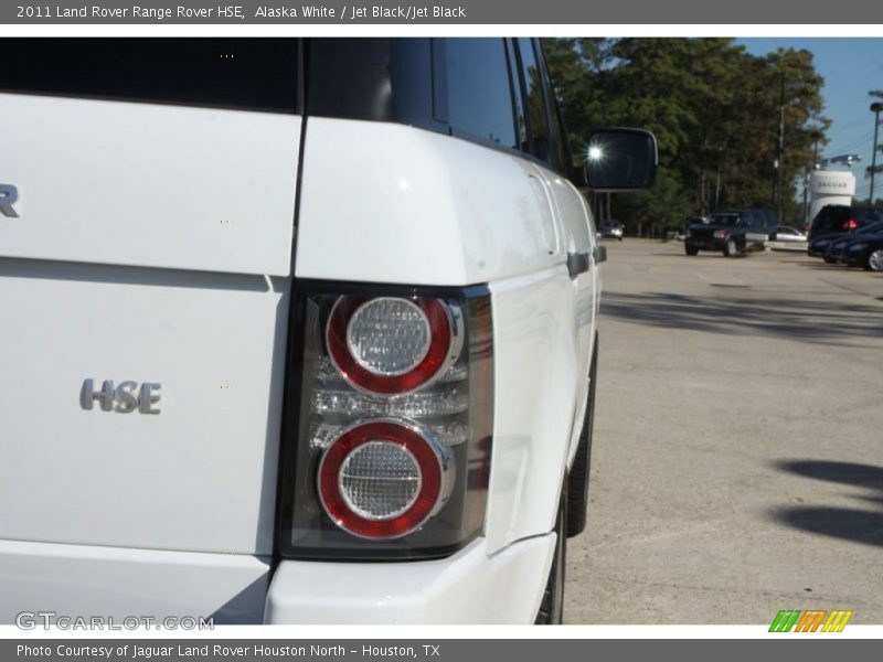 Alaska White / Jet Black/Jet Black 2011 Land Rover Range Rover HSE