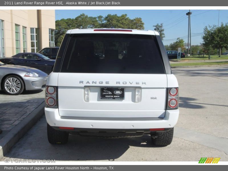 Alaska White / Jet Black/Jet Black 2011 Land Rover Range Rover HSE