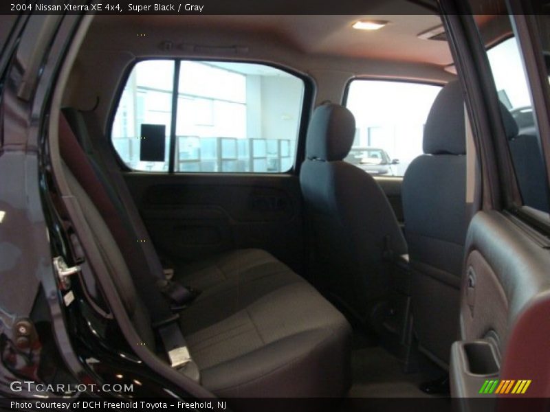 Super Black / Gray 2004 Nissan Xterra XE 4x4