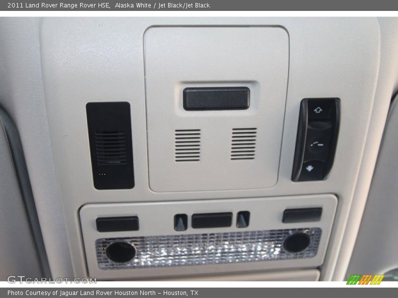 Alaska White / Jet Black/Jet Black 2011 Land Rover Range Rover HSE