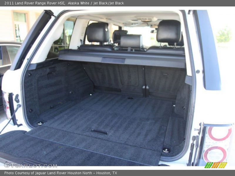 Alaska White / Jet Black/Jet Black 2011 Land Rover Range Rover HSE