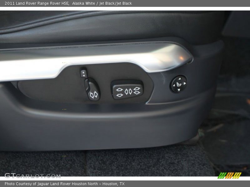 Alaska White / Jet Black/Jet Black 2011 Land Rover Range Rover HSE