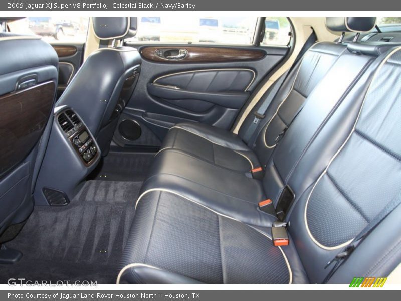  2009 XJ Super V8 Portfolio Navy/Barley Interior