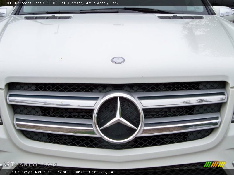 Arctic White / Black 2010 Mercedes-Benz GL 350 BlueTEC 4Matic