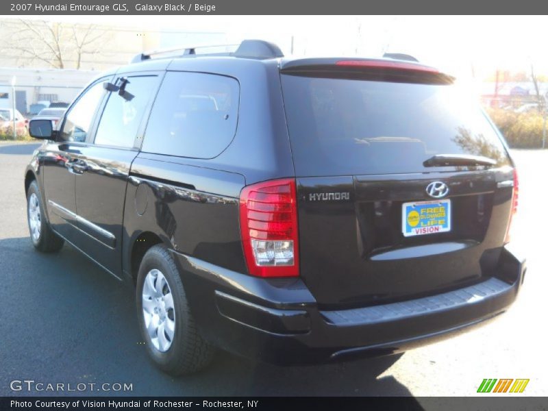 Galaxy Black / Beige 2007 Hyundai Entourage GLS