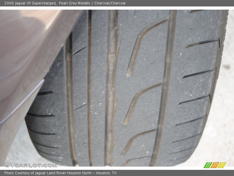 Pearl Grey Metallic / Charcoal/Charcoal 2009 Jaguar XF Supercharged