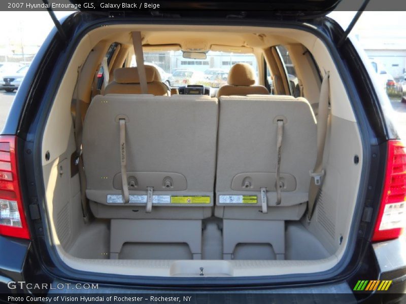 Galaxy Black / Beige 2007 Hyundai Entourage GLS