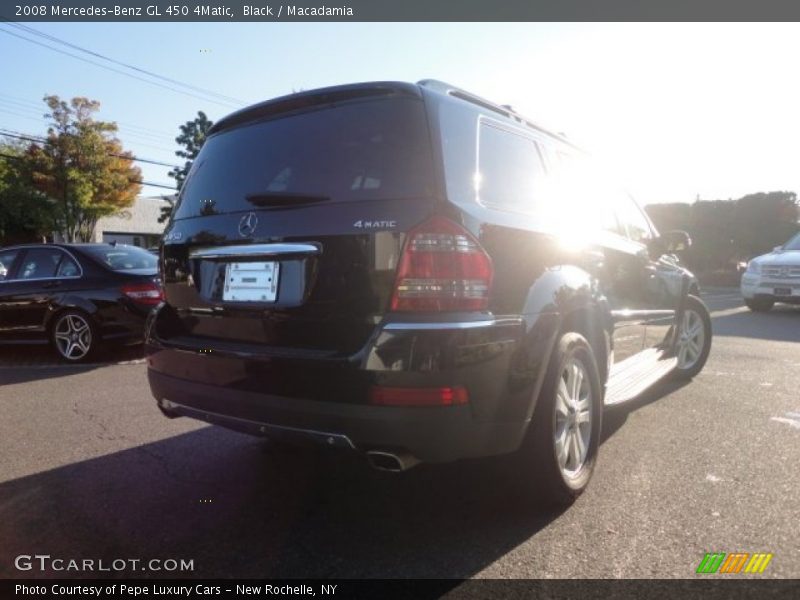 Black / Macadamia 2008 Mercedes-Benz GL 450 4Matic