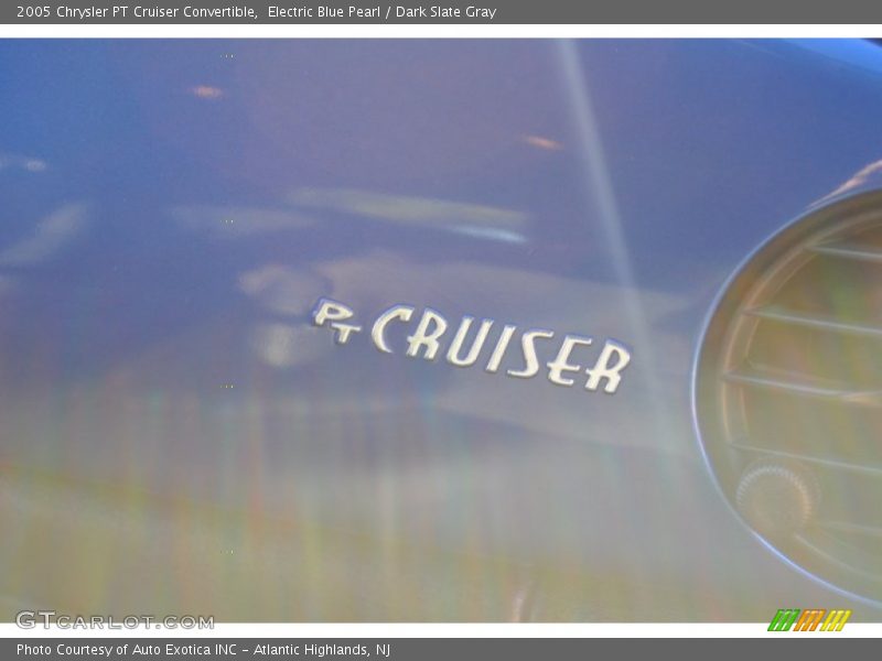 Electric Blue Pearl / Dark Slate Gray 2005 Chrysler PT Cruiser Convertible