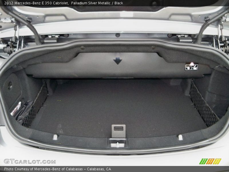  2012 E 350 Cabriolet Trunk