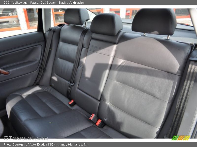  2004 Passat GLX Sedan Anthracite Interior