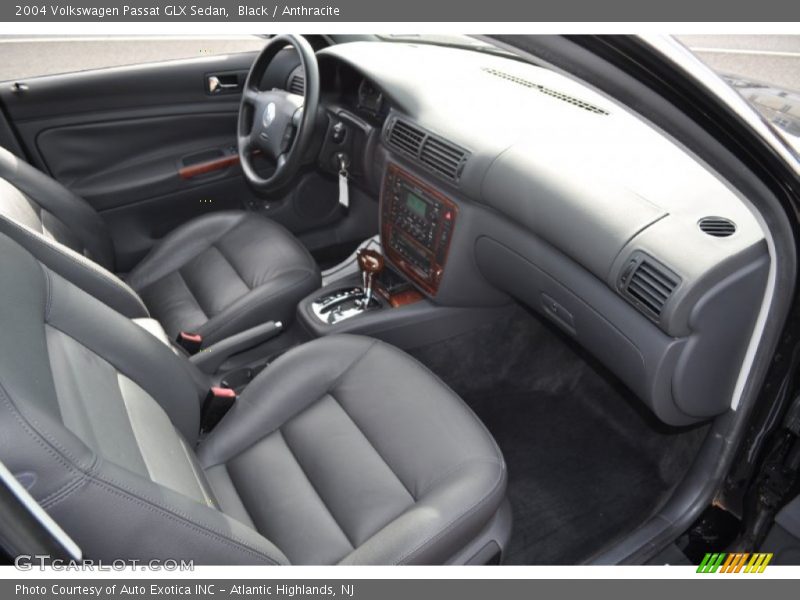  2004 Passat GLX Sedan Anthracite Interior