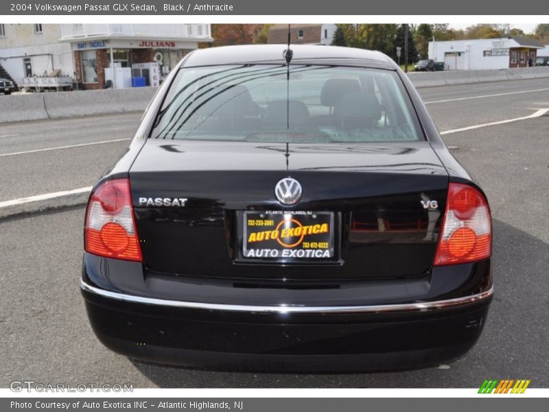 Black / Anthracite 2004 Volkswagen Passat GLX Sedan