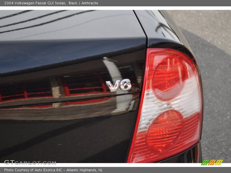 Black / Anthracite 2004 Volkswagen Passat GLX Sedan