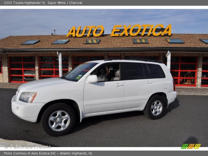 Super White / Charcoal 2003 Toyota Highlander I4