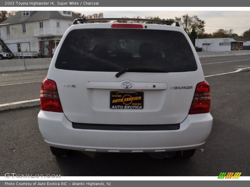 Super White / Charcoal 2003 Toyota Highlander I4