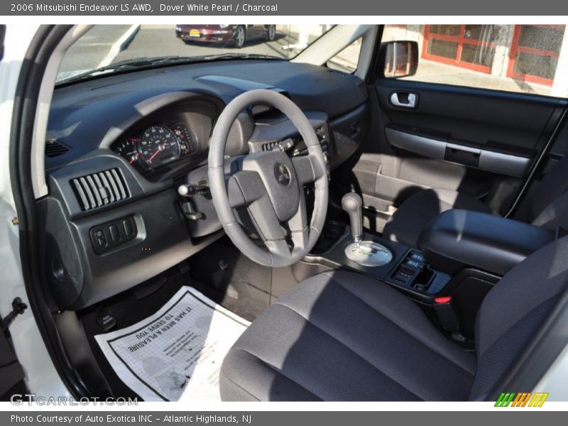 Dover White Pearl / Charcoal 2006 Mitsubishi Endeavor LS AWD