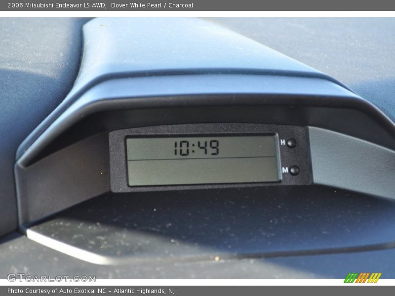 Dover White Pearl / Charcoal 2006 Mitsubishi Endeavor LS AWD
