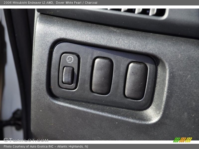 Controls of 2006 Endeavor LS AWD