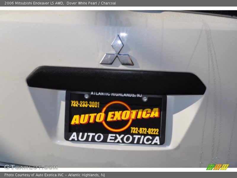 Dover White Pearl / Charcoal 2006 Mitsubishi Endeavor LS AWD