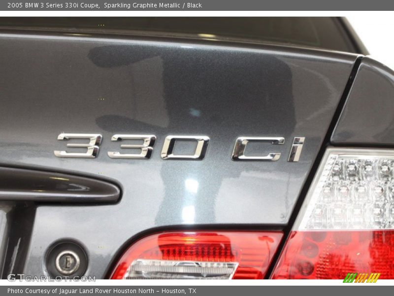  2005 3 Series 330i Coupe Logo