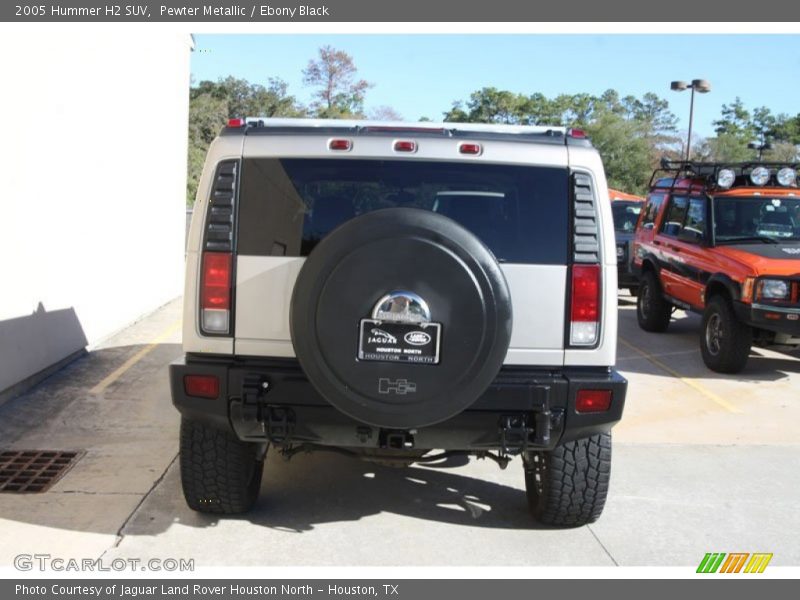 Pewter Metallic / Ebony Black 2005 Hummer H2 SUV