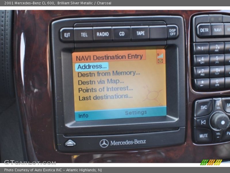 Controls of 2001 CL 600
