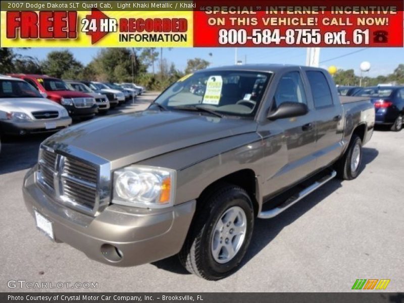 Light Khaki Metallic / Khaki 2007 Dodge Dakota SLT Quad Cab