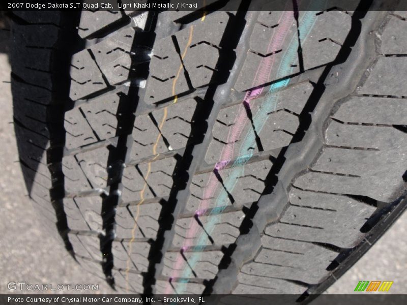 Light Khaki Metallic / Khaki 2007 Dodge Dakota SLT Quad Cab