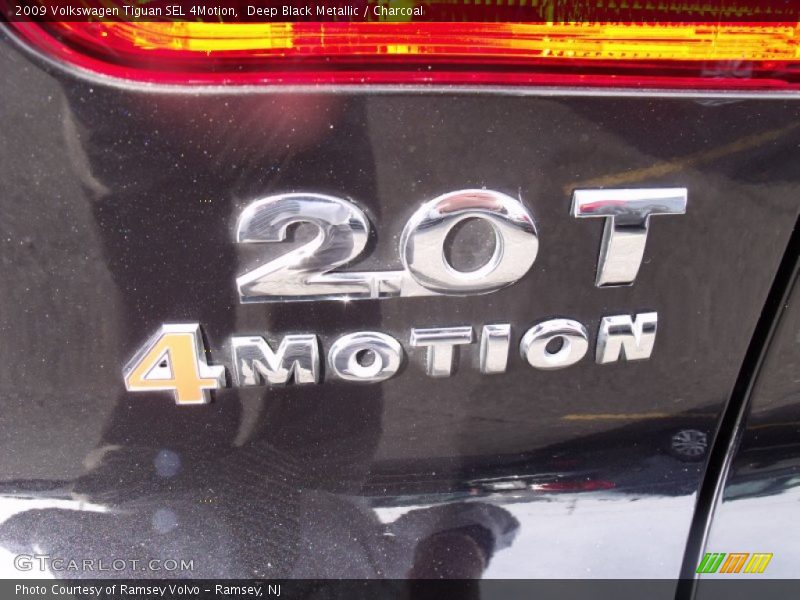 Deep Black Metallic / Charcoal 2009 Volkswagen Tiguan SEL 4Motion