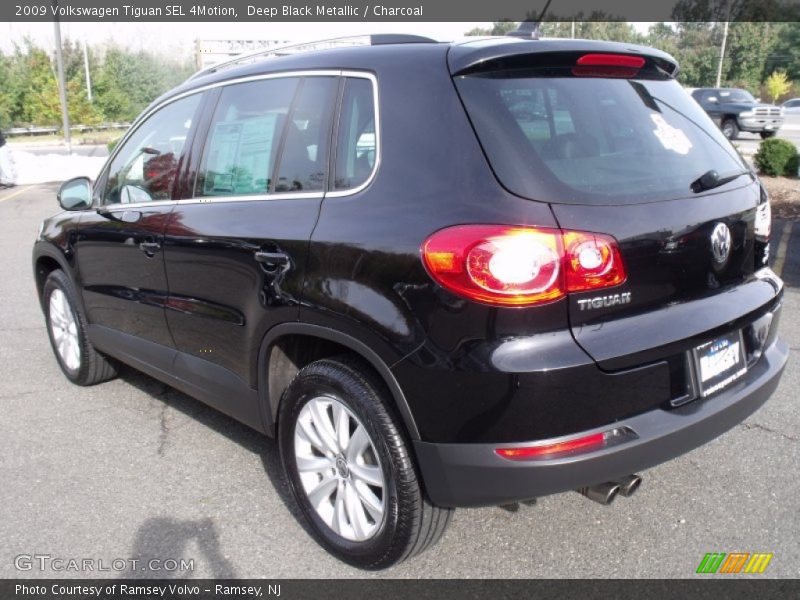 Deep Black Metallic / Charcoal 2009 Volkswagen Tiguan SEL 4Motion