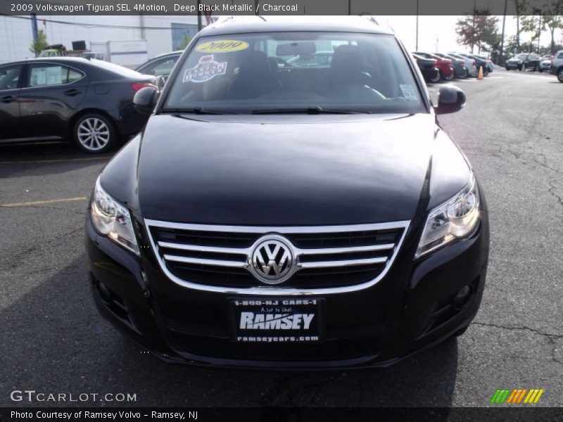 Deep Black Metallic / Charcoal 2009 Volkswagen Tiguan SEL 4Motion
