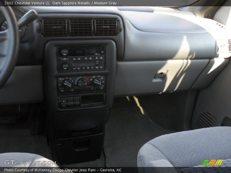 Dark Sapphire Metallic / Medium Gray 2002 Chevrolet Venture LS