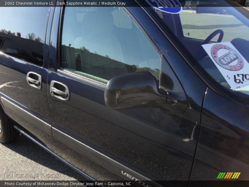 Dark Sapphire Metallic / Medium Gray 2002 Chevrolet Venture LS