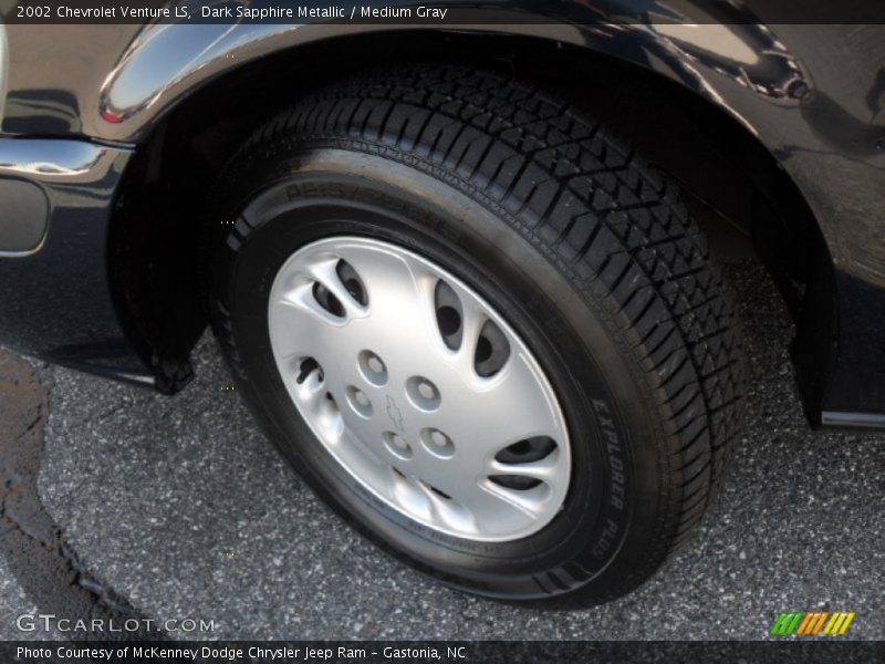 Dark Sapphire Metallic / Medium Gray 2002 Chevrolet Venture LS