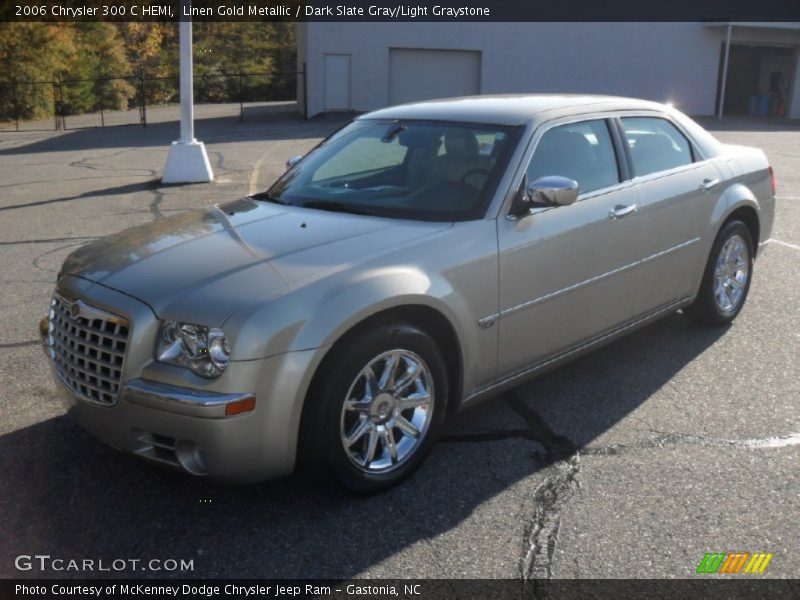 Linen Gold Metallic / Dark Slate Gray/Light Graystone 2006 Chrysler 300 C HEMI