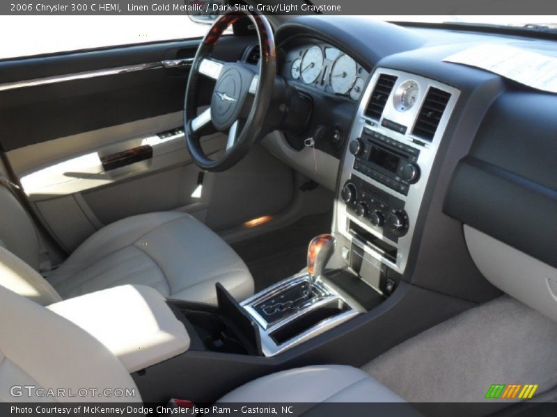 Linen Gold Metallic / Dark Slate Gray/Light Graystone 2006 Chrysler 300 C HEMI
