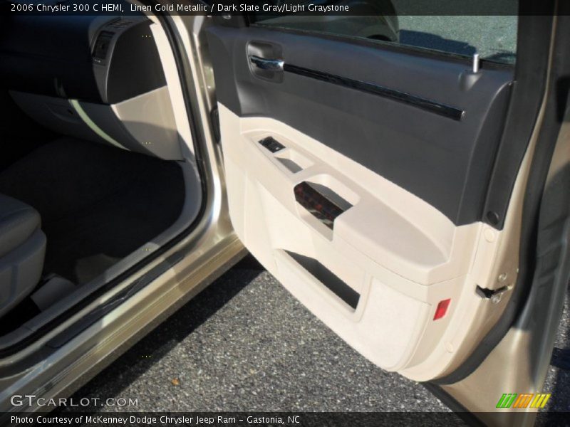 Linen Gold Metallic / Dark Slate Gray/Light Graystone 2006 Chrysler 300 C HEMI