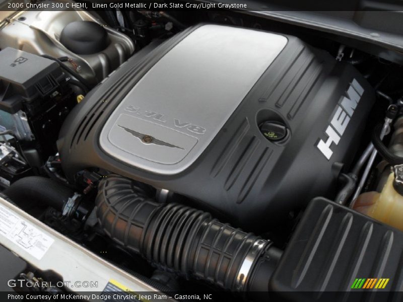 Linen Gold Metallic / Dark Slate Gray/Light Graystone 2006 Chrysler 300 C HEMI