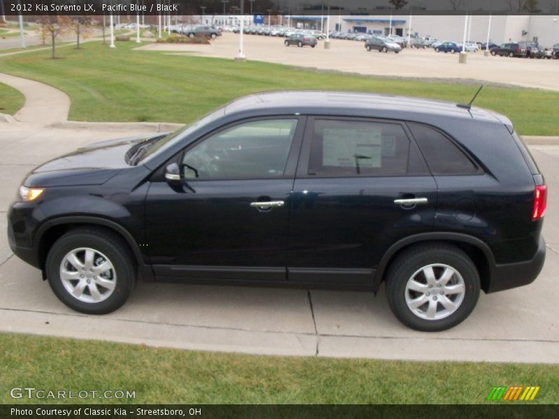 Pacific Blue / Black 2012 Kia Sorento LX