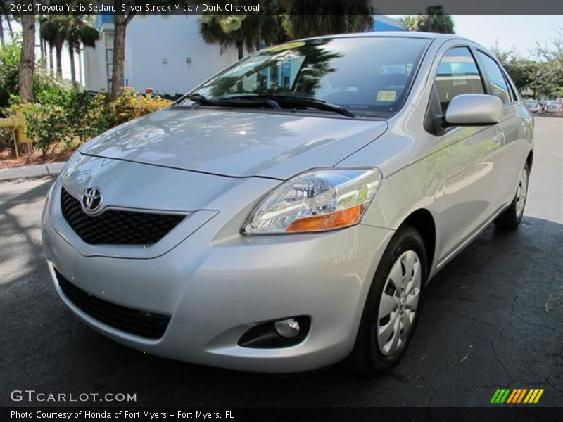 Silver Streak Mica / Dark Charcoal 2010 Toyota Yaris Sedan