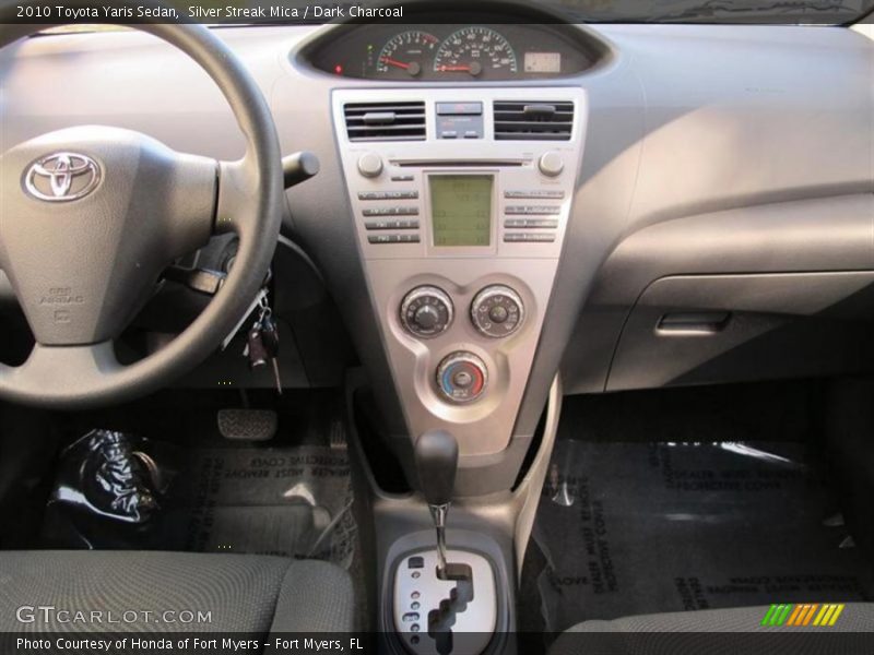 Silver Streak Mica / Dark Charcoal 2010 Toyota Yaris Sedan