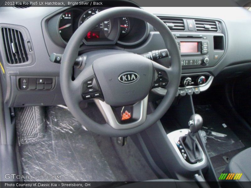 Dashboard of 2012 Rio Rio5 LX Hatchback