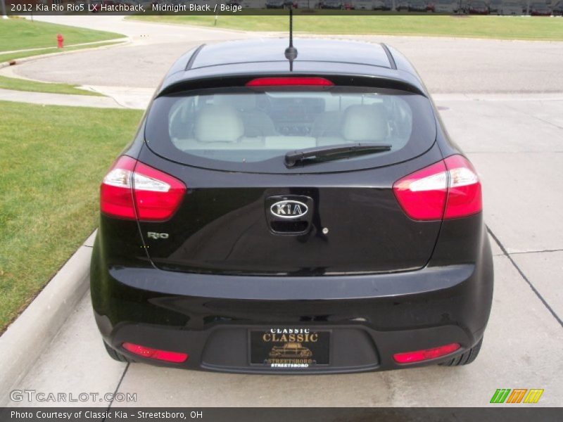 Midnight Black / Beige 2012 Kia Rio Rio5 LX Hatchback