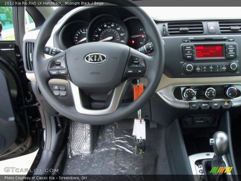 Midnight Black / Beige 2012 Kia Rio Rio5 LX Hatchback