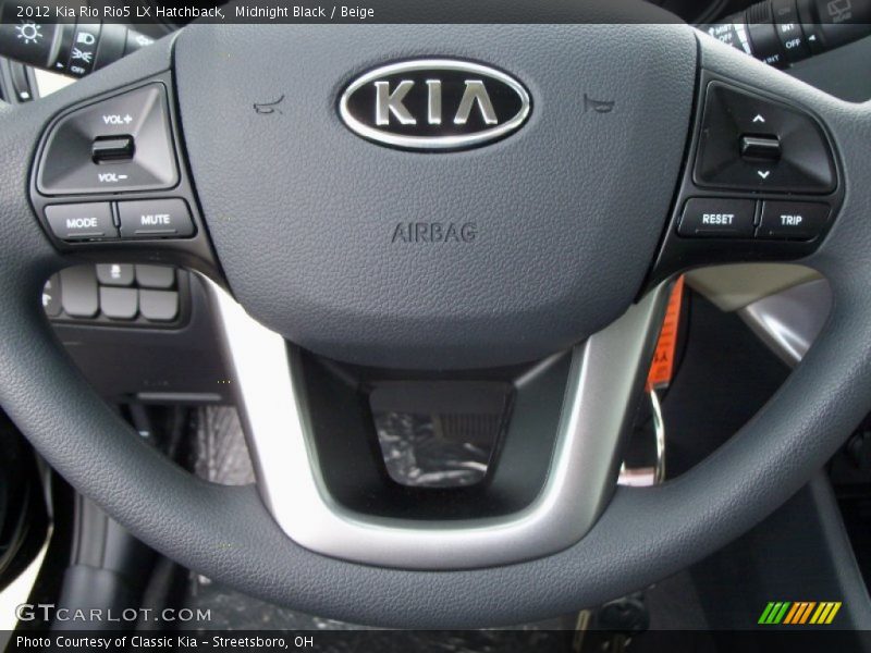 Midnight Black / Beige 2012 Kia Rio Rio5 LX Hatchback
