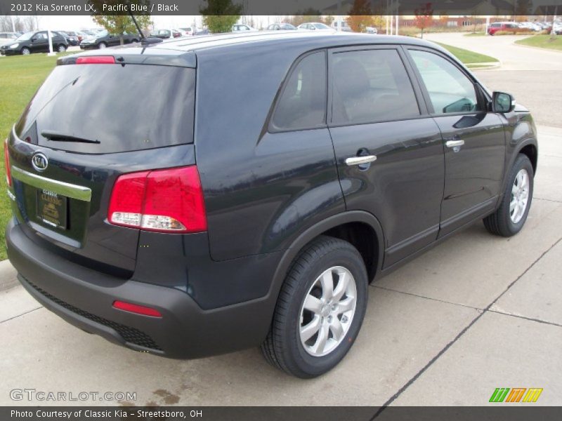 Pacific Blue / Black 2012 Kia Sorento LX